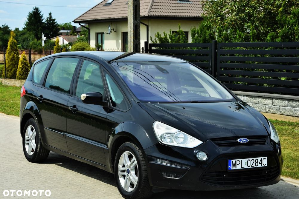 Ford S-Max 2.0 TDCi DPF Titanium - 13