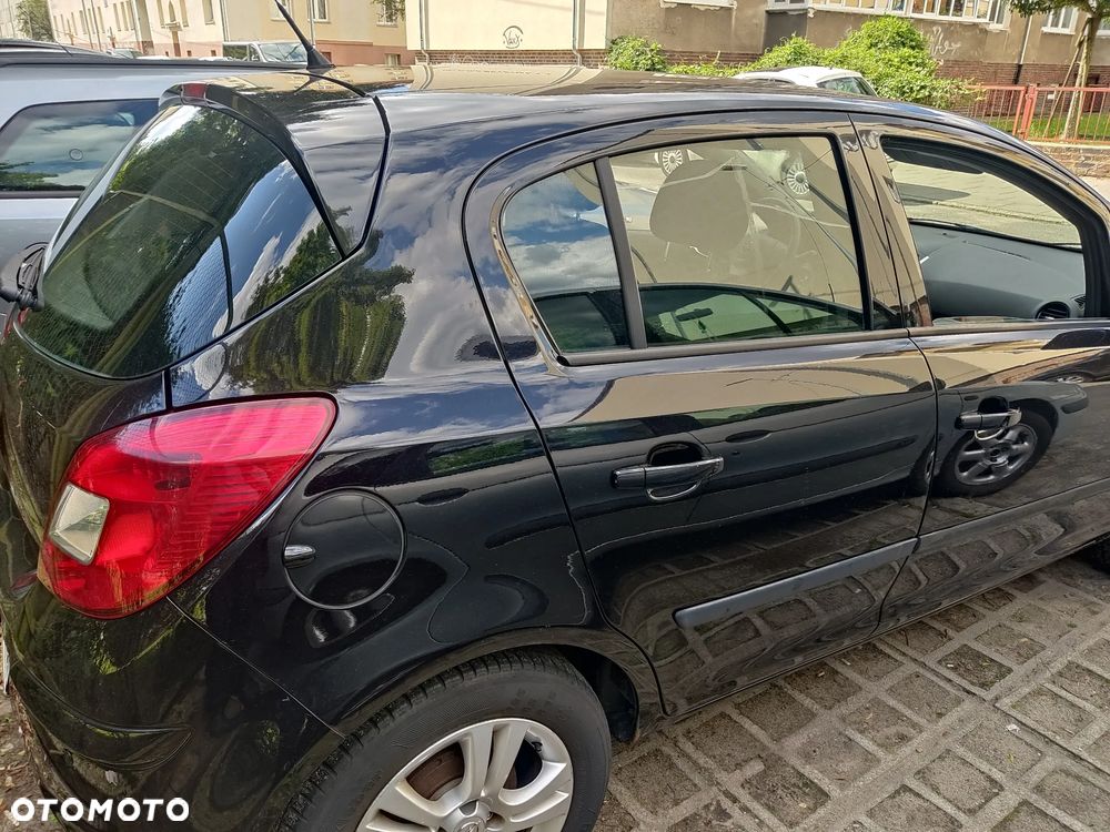 Opel Corsa 1.4 16V Enjoy - 7