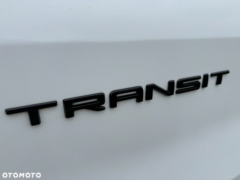 Ford Transit - 24