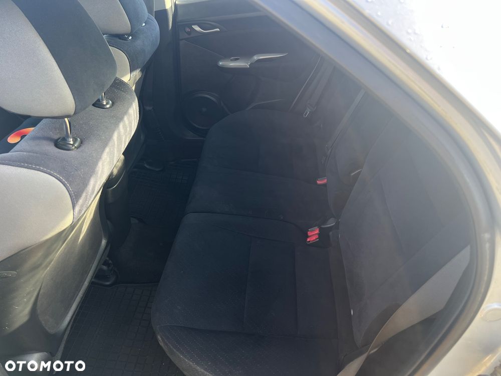 Honda Civic 1.4 Base - 9