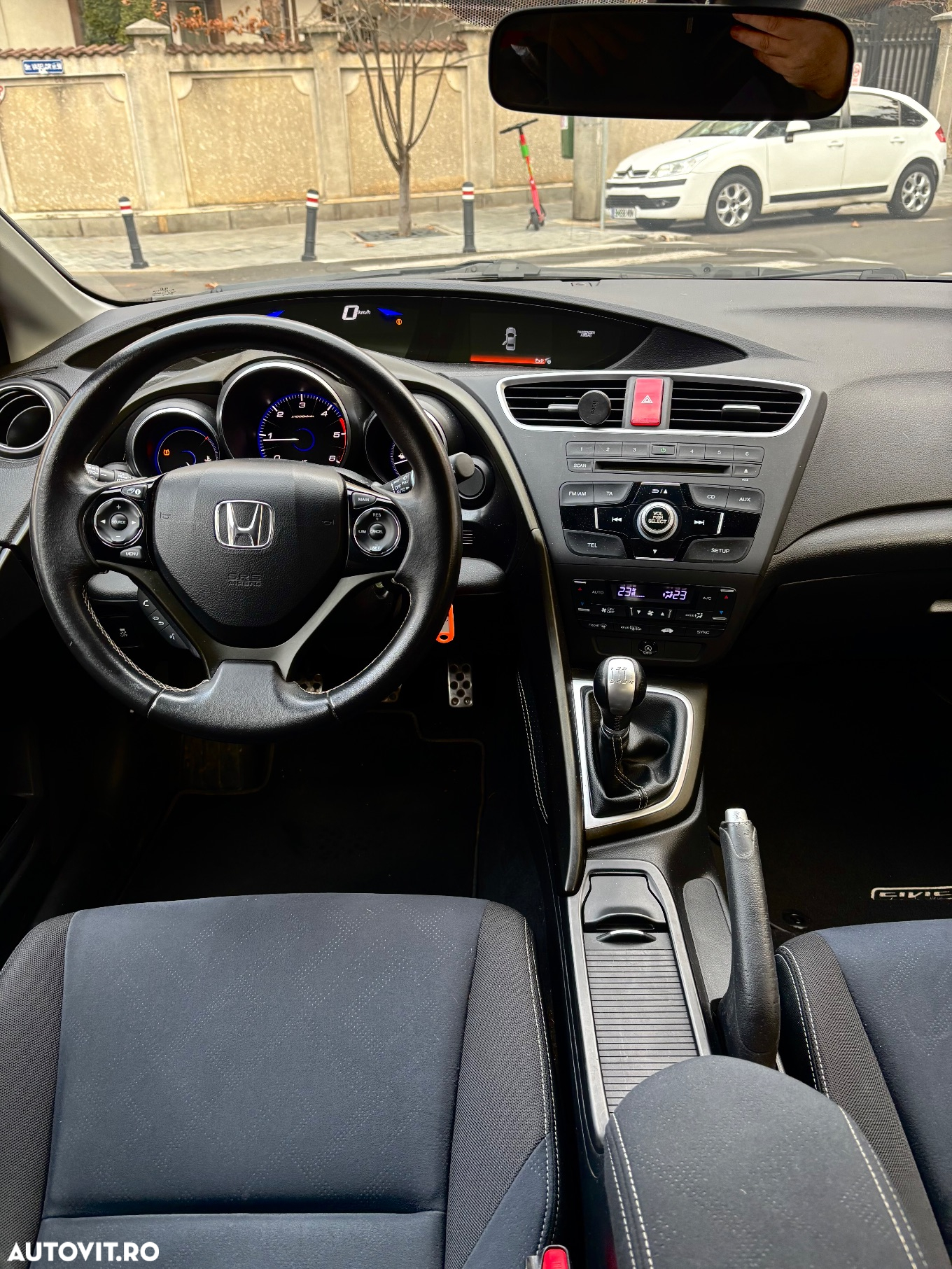 Honda Civic 1.6 i-DTEC 6MT Comfort - 6
