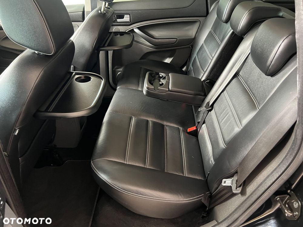 Ford Kuga - 14