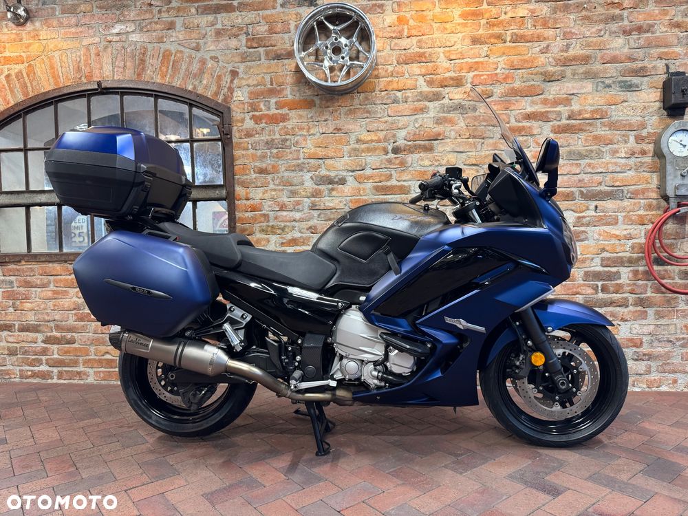 Yamaha FJR - 1