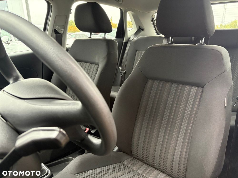 Volkswagen Polo - 12