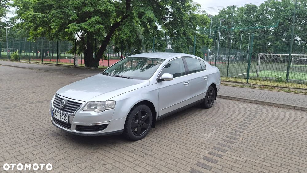 Volkswagen Passat 2.0 TDI Comfortline - 2