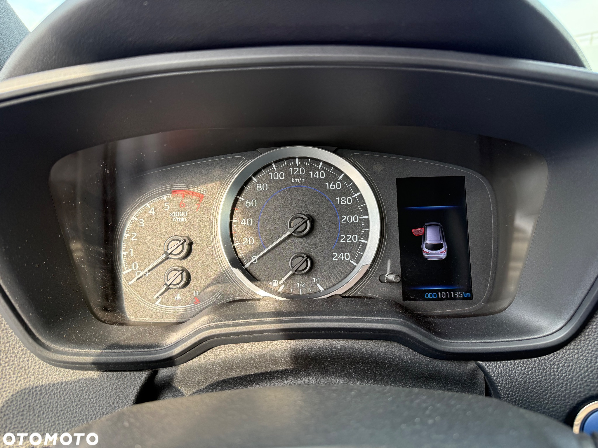 Toyota Corolla 1.8 Hybrid Active - 15