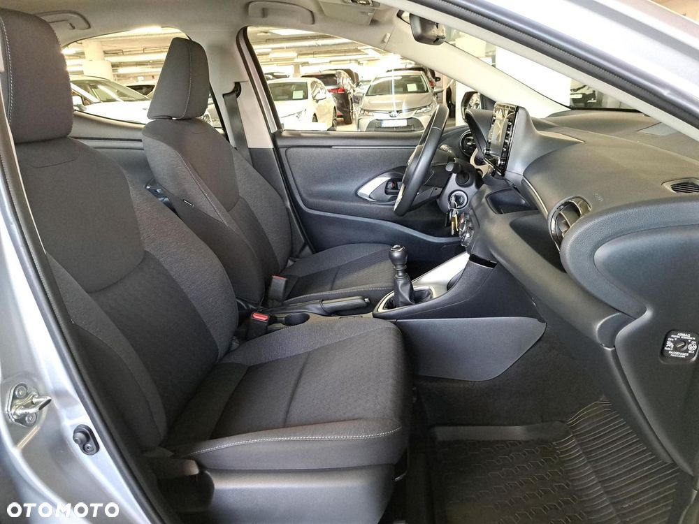 Toyota Yaris - 15