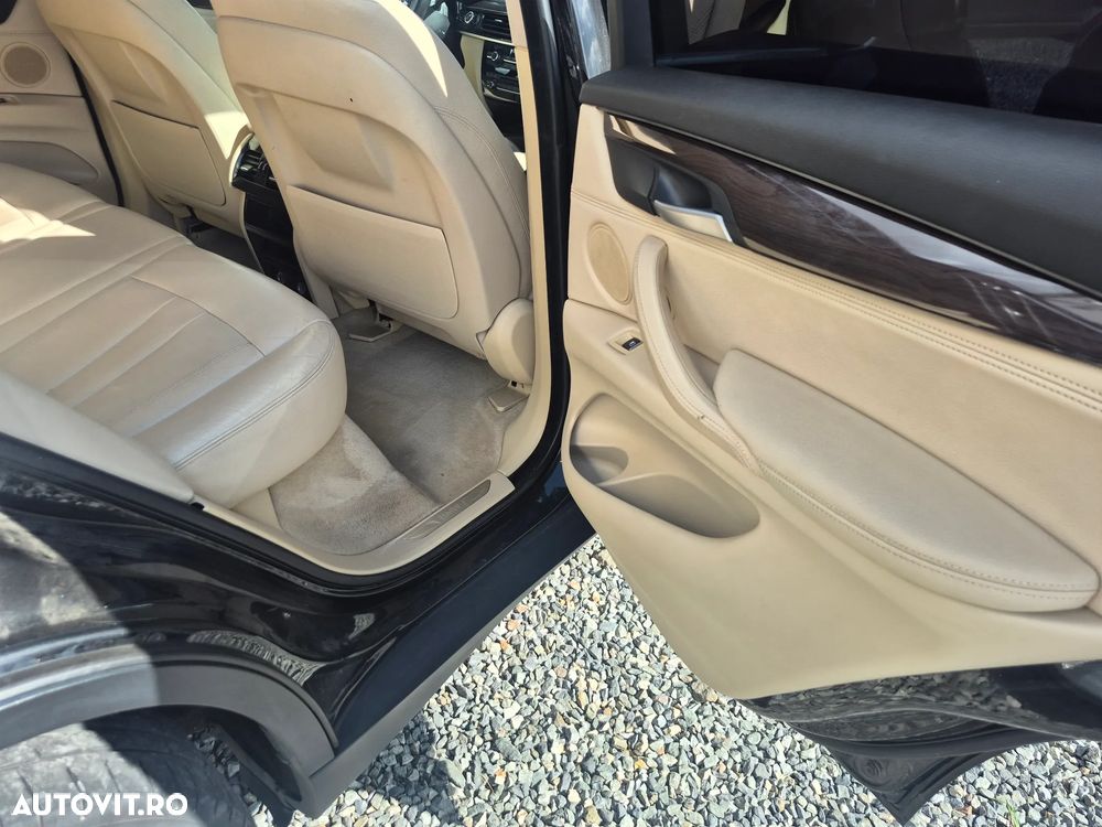 BMW X5 xDrive30d - 12