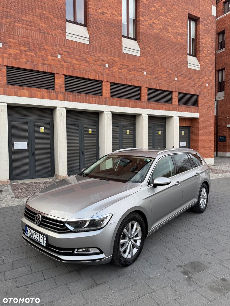 Volkswagen Passat - 5