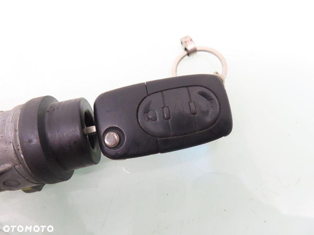 STACYJKA WKŁADKI AUDI A4 B6 4B0905851G - 7