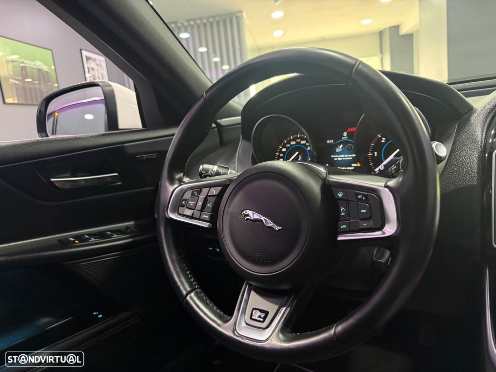 Jaguar XE 20d Aut. R-Sport - 19
