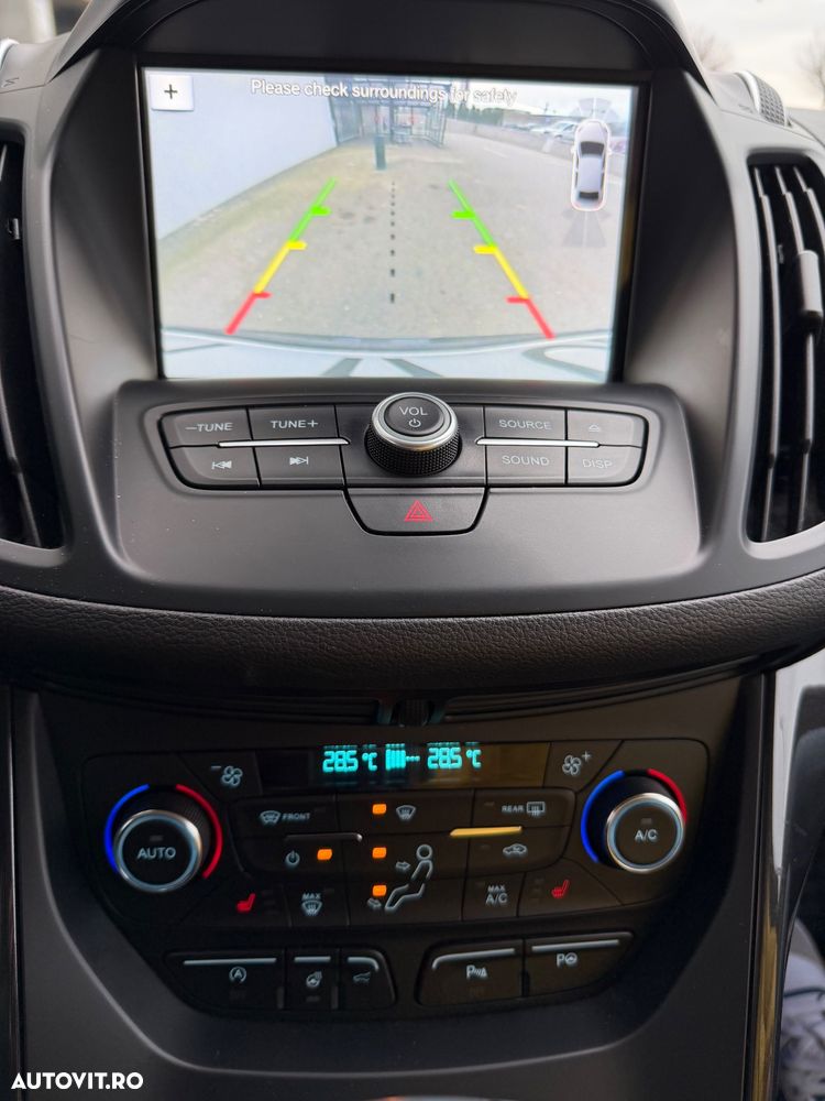 Ford Kuga 2.0 TDCi Powershift 4WD Titanium - 14