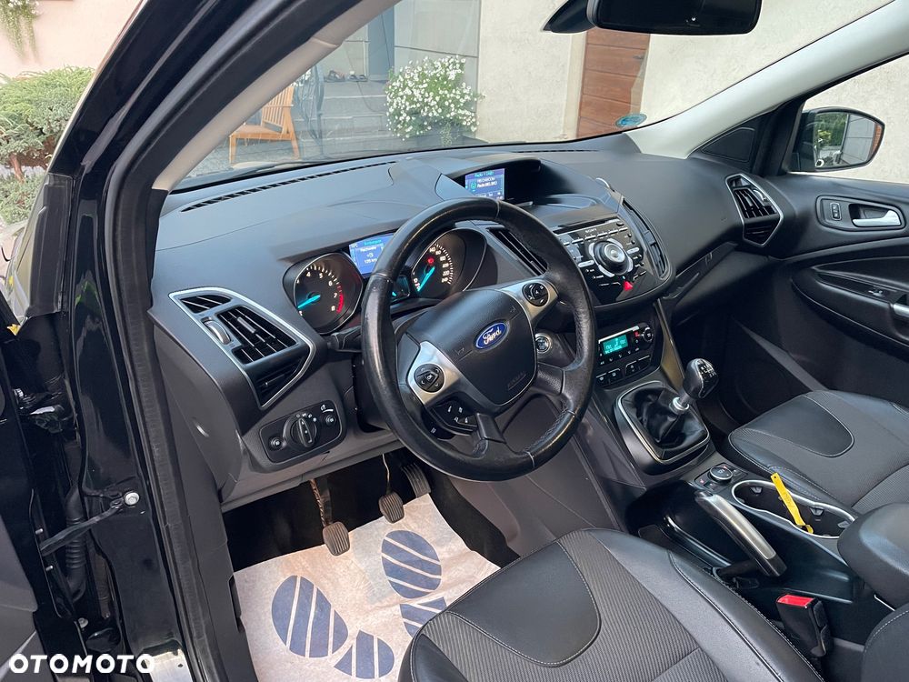 Ford Kuga 1.6 EcoBoost 2x4 Individual - 8