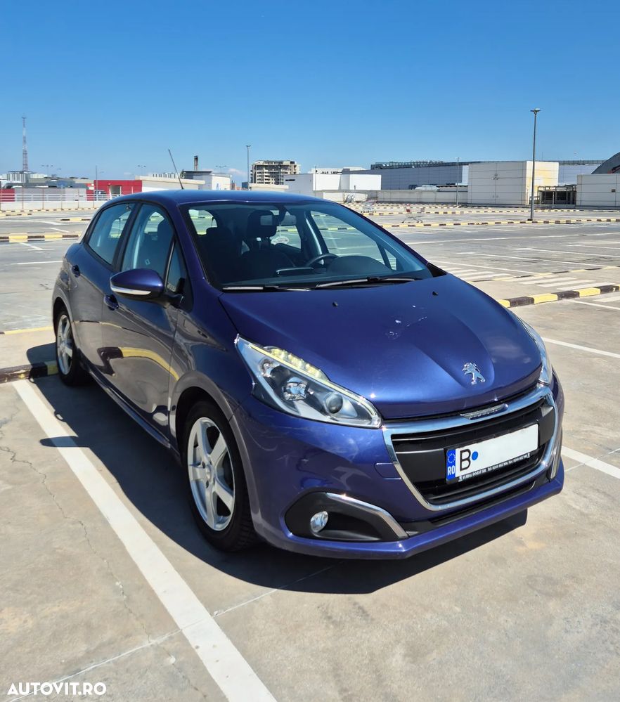 Peugeot 208 1.2 L PureTech Allure - 2