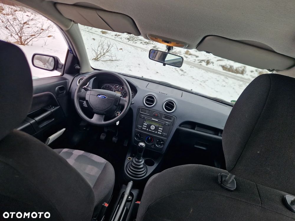 Ford Fusion - 9
