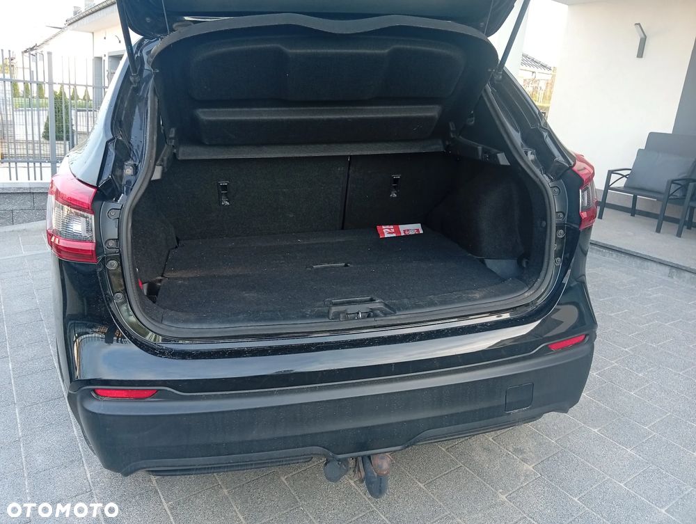 Nissan Qashqai 1.5 dCi N-Connecta - 4