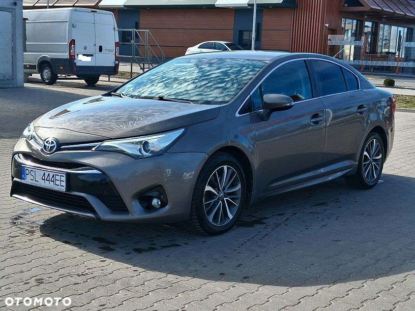 Toyota Avensis 1.8 Premium - 3