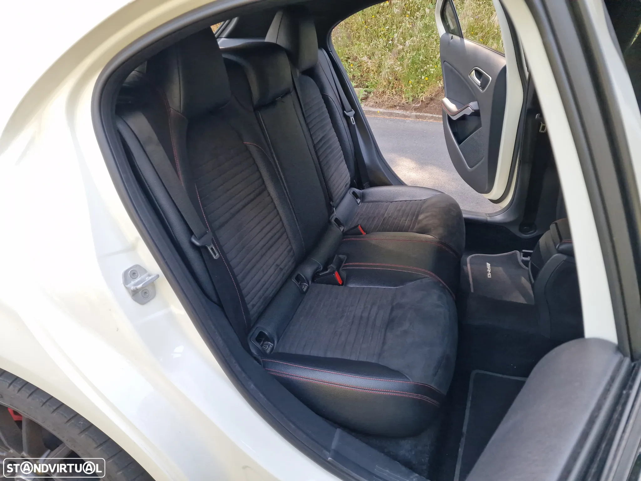 Mercedes-Benz A 180 CDi BE AMG Line - 51