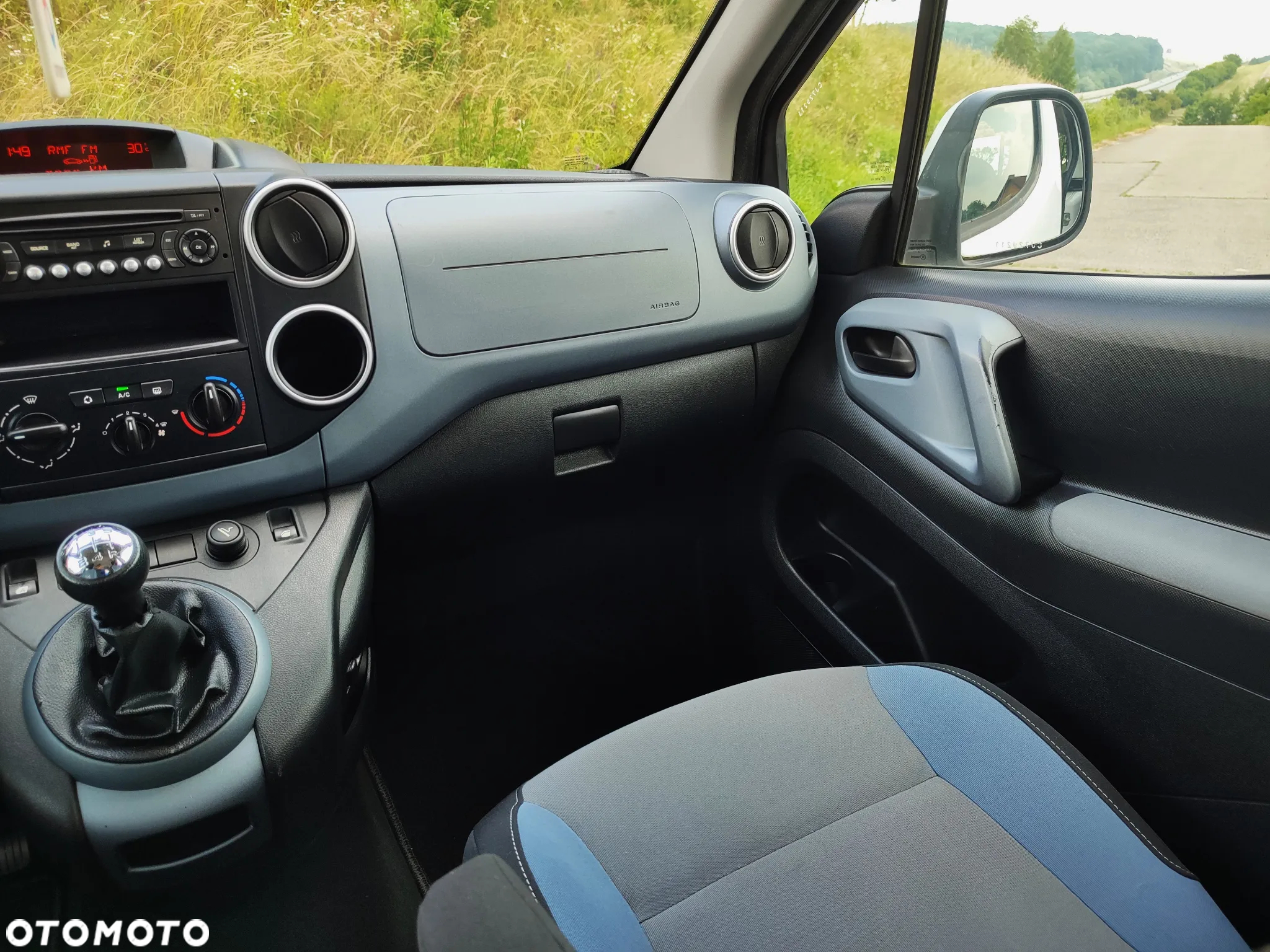 Peugeot Partner Tepee 120 VTi Active - 24