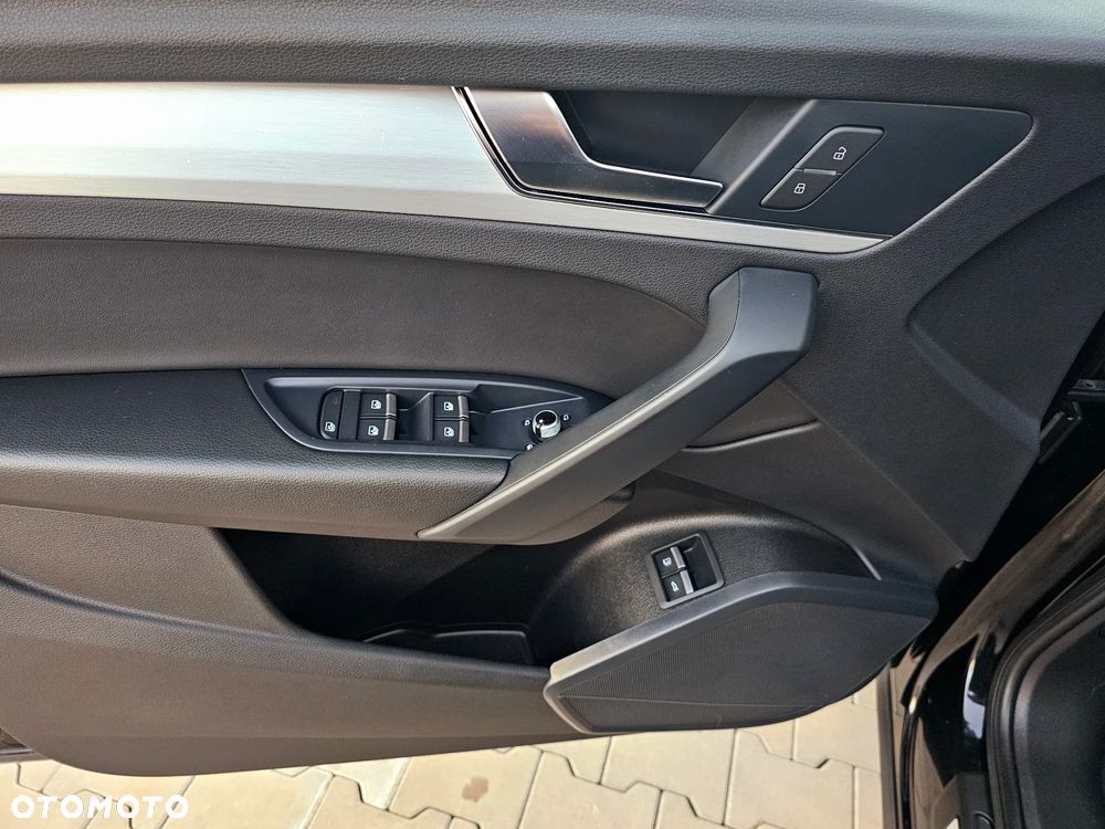 Audi Q5 50 TFSIe quattro S tronic S line - 30