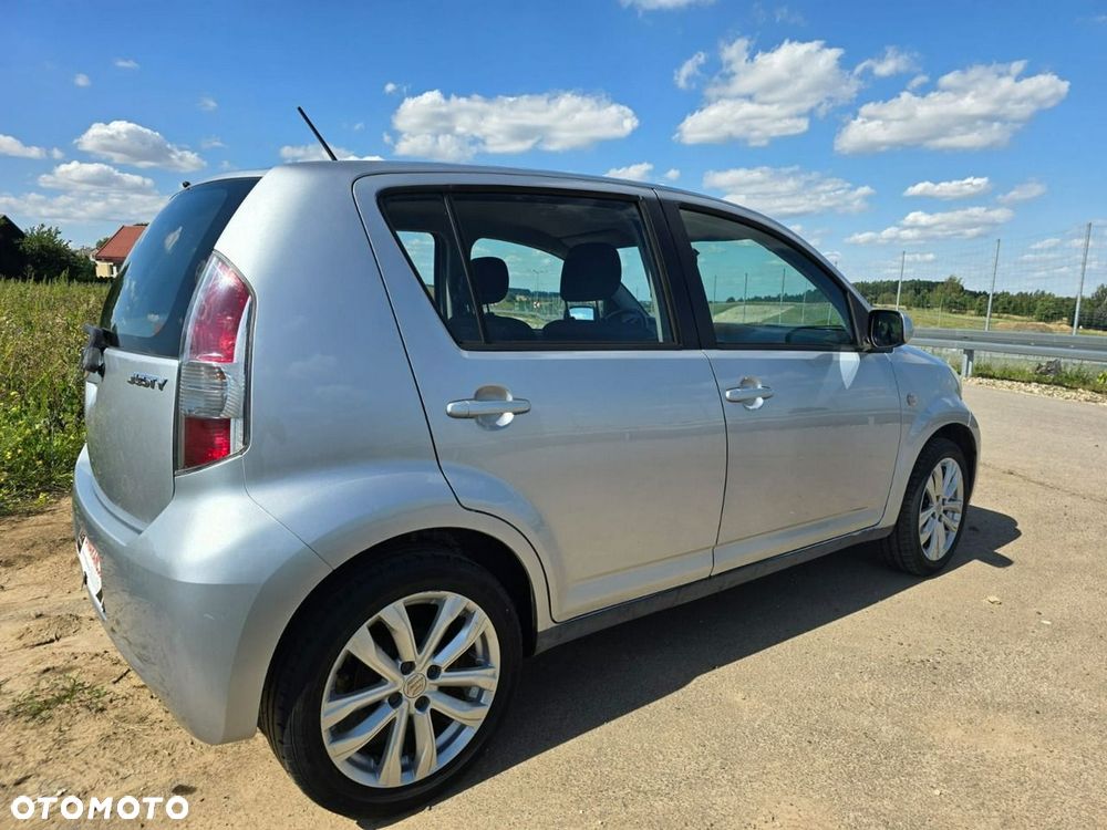 Subaru Justy - 15