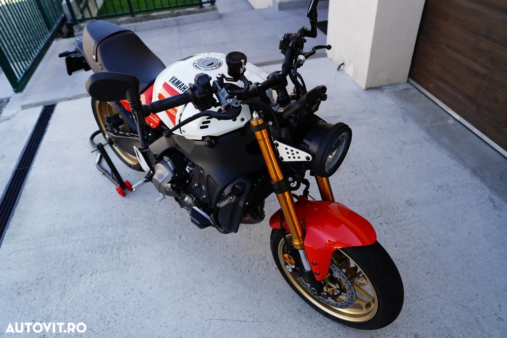 Yamaha XSR 900 - 3