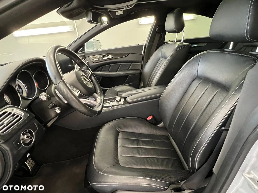 Mercedes-Benz CLS 350 d 4-Matic - 14