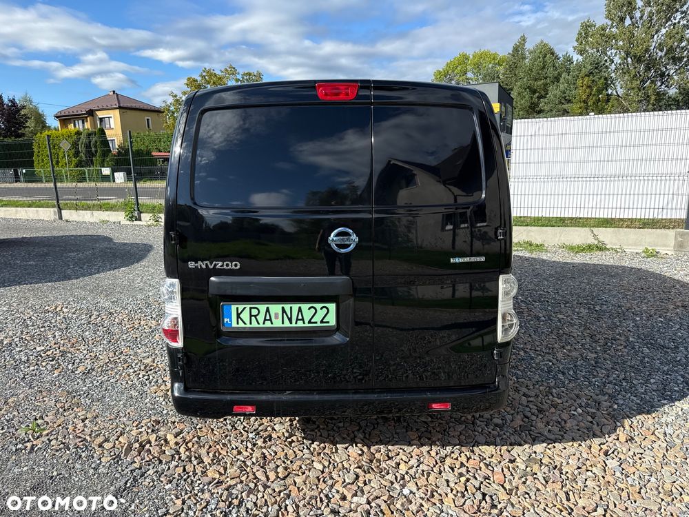 Nissan E-NV 200 - 11