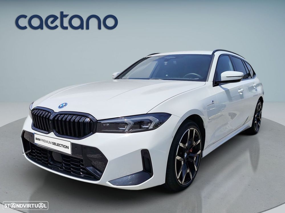 BMW 330 e Pack Desportivo M Pro Auto - 1