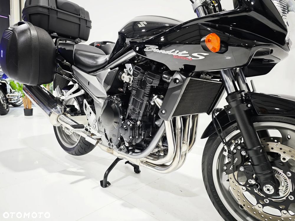 Suzuki Bandit - 5