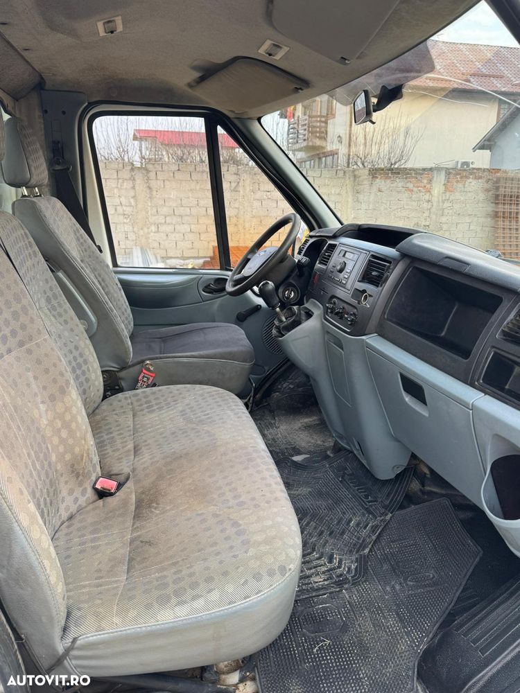 Ford Transit - 6
