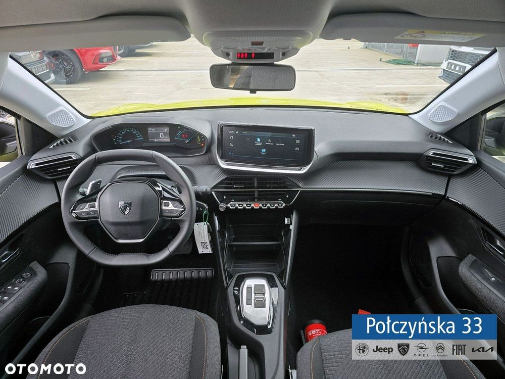 Peugeot 208 - 14