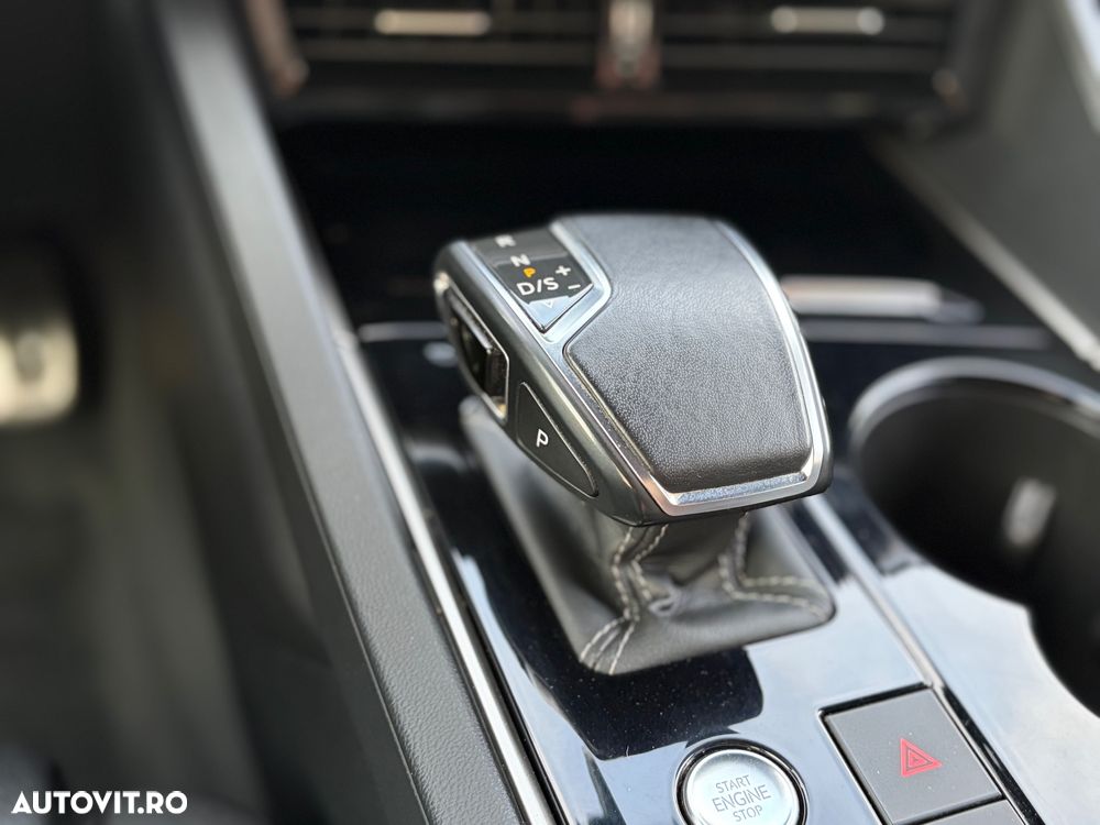 Volkswagen Touareg - 29