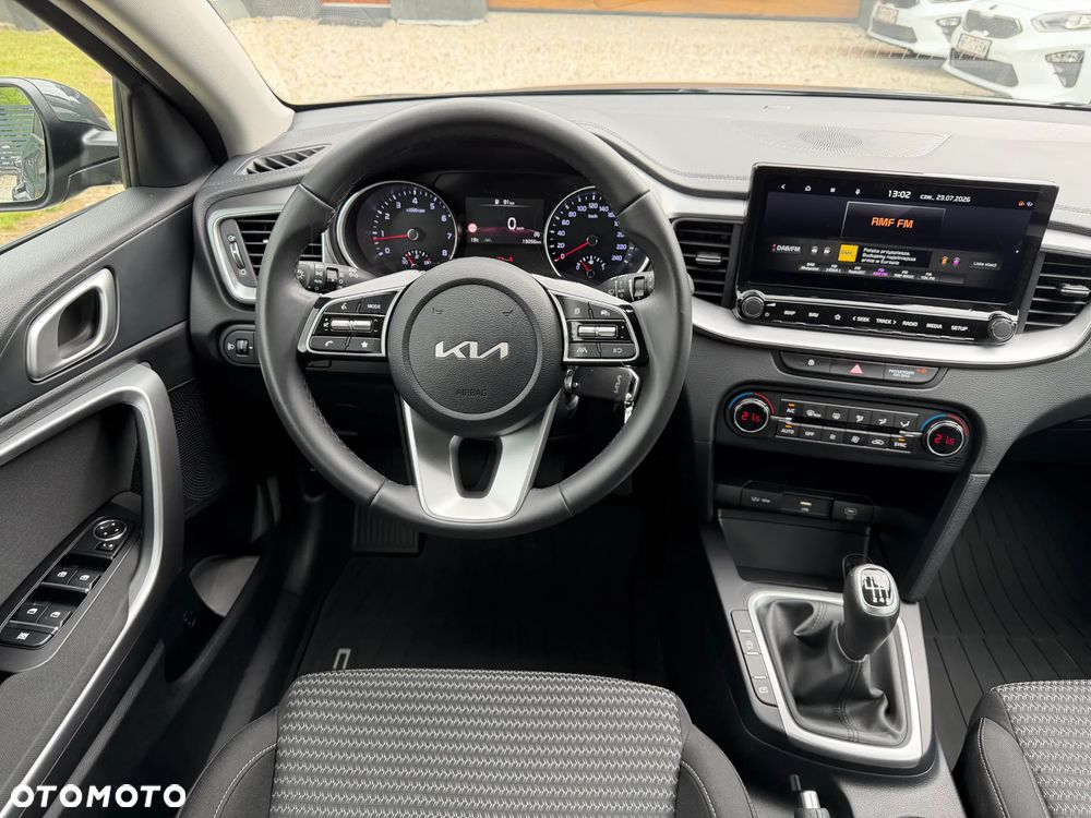 Kia Ceed 1.5 T-GDI M - 8