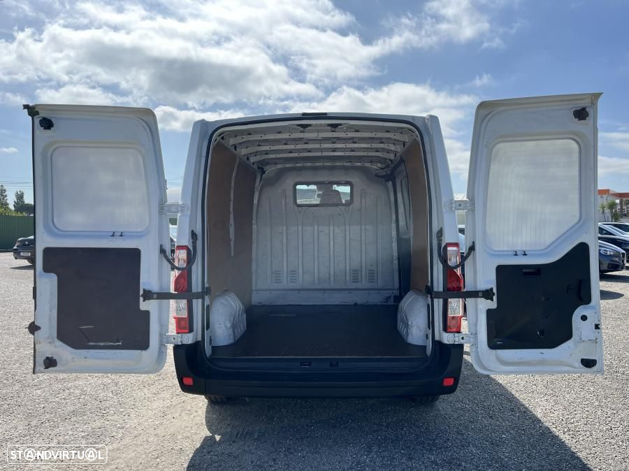 Renault Master 2.3 dCi L1H1 - 9
