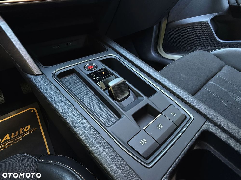 Cupra Formentor 1.5 eTSI DSG - 25