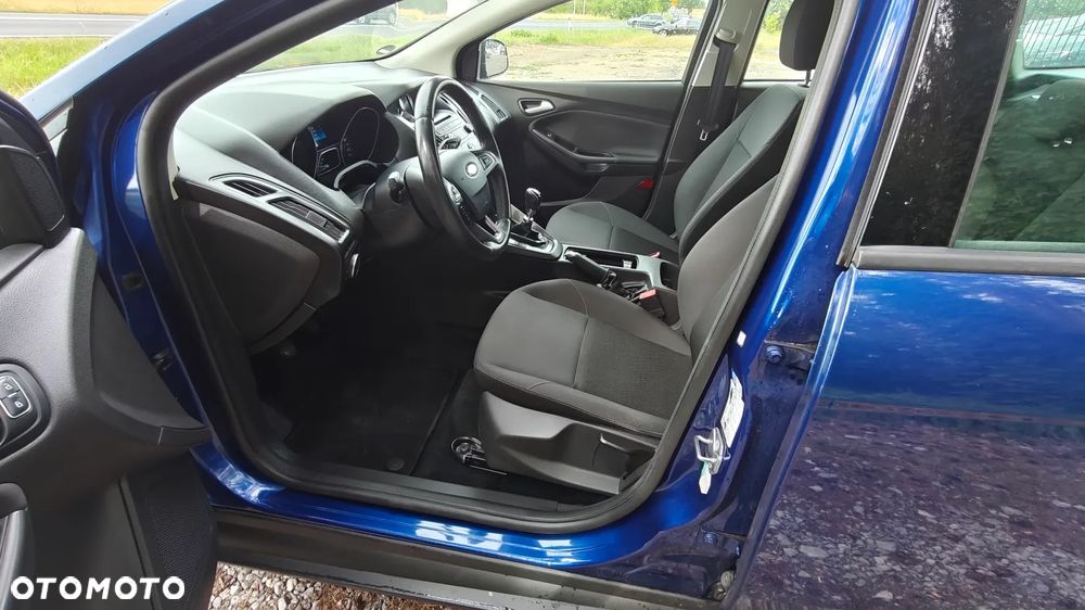Ford Focus Turnier 1.5 TDCi DPF Start-Stopp-System COOL&CONNECT - 9
