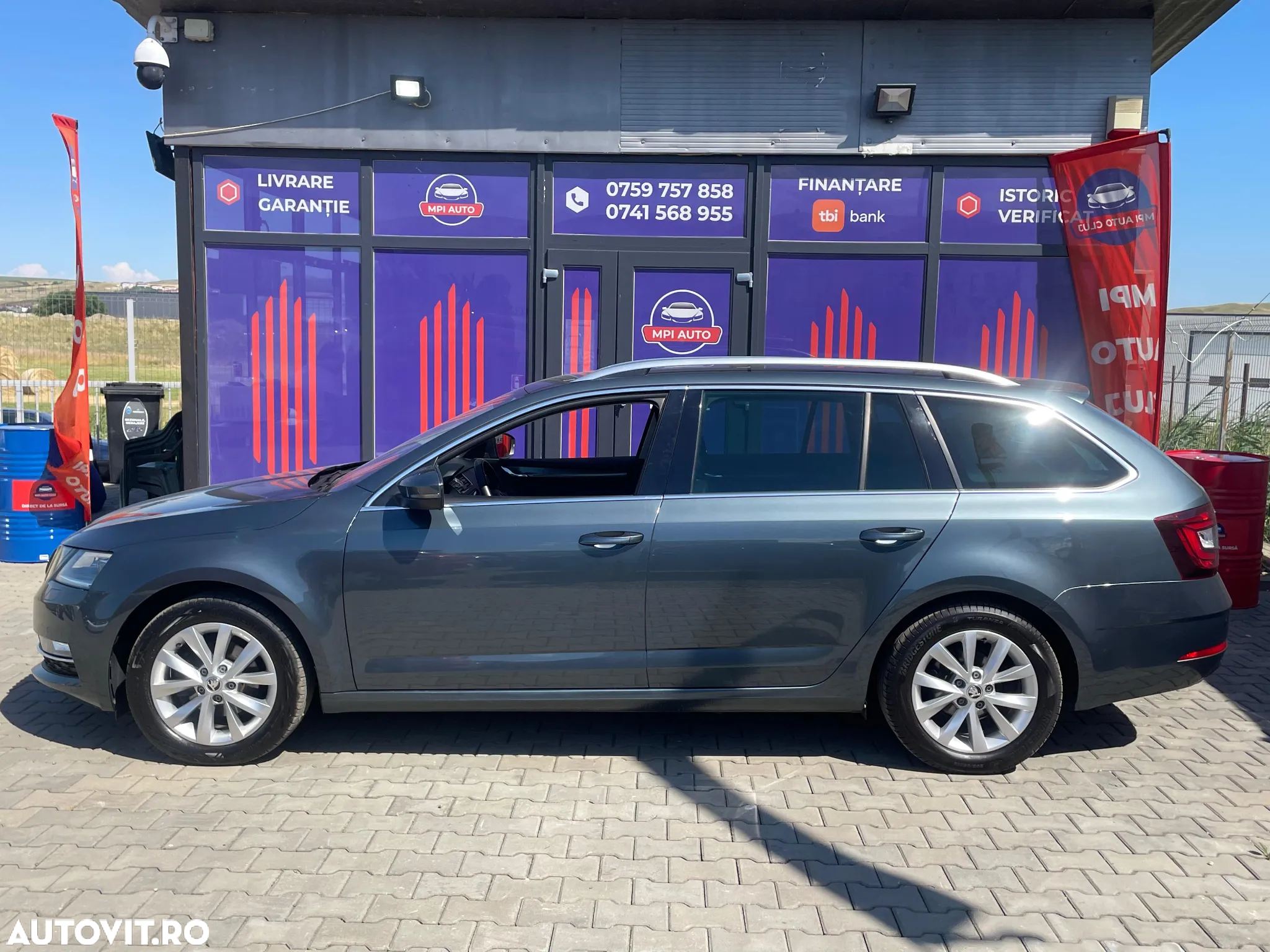 Skoda Octavia Combi Diesel 1.6 TDI Style - 8