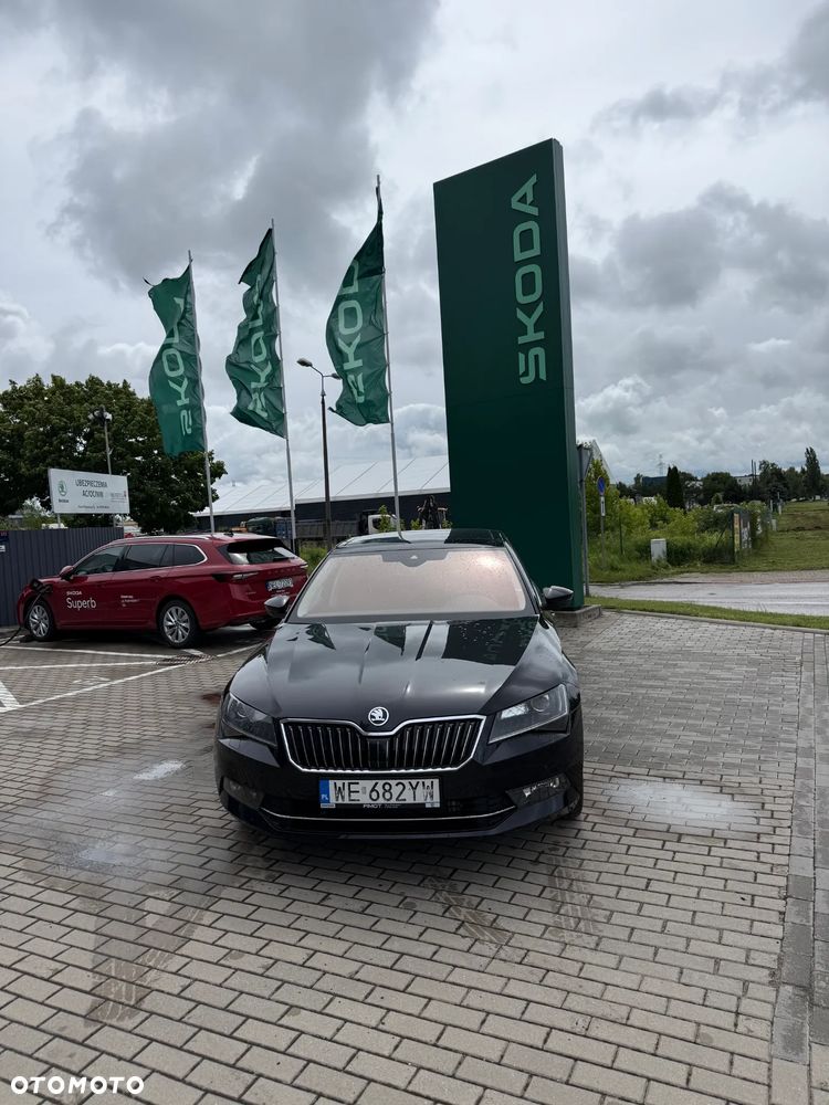 Skoda Superb 2.0 TDI L&K DSG - 1