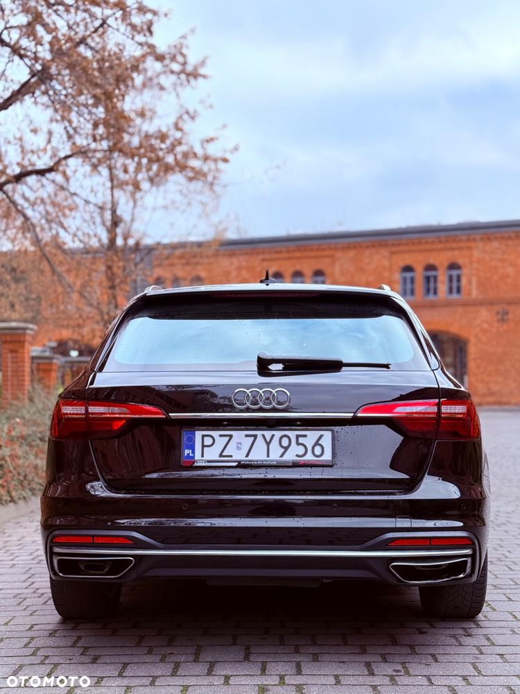 Audi A4 Avant 40 TFSI S tronic - 12