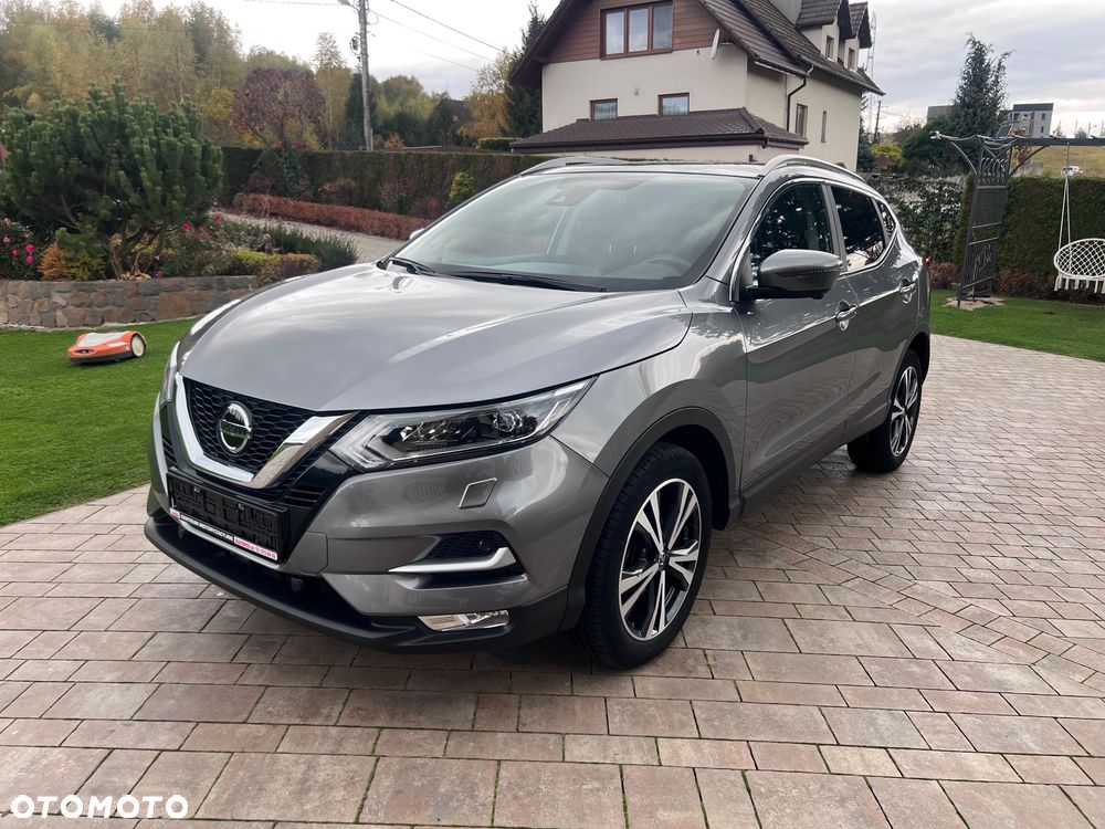 Nissan Qashqai 1.3 DIG-T N-Connecta - 1