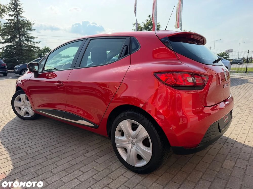 Renault Clio 1.2 16V 75 Life - 2
