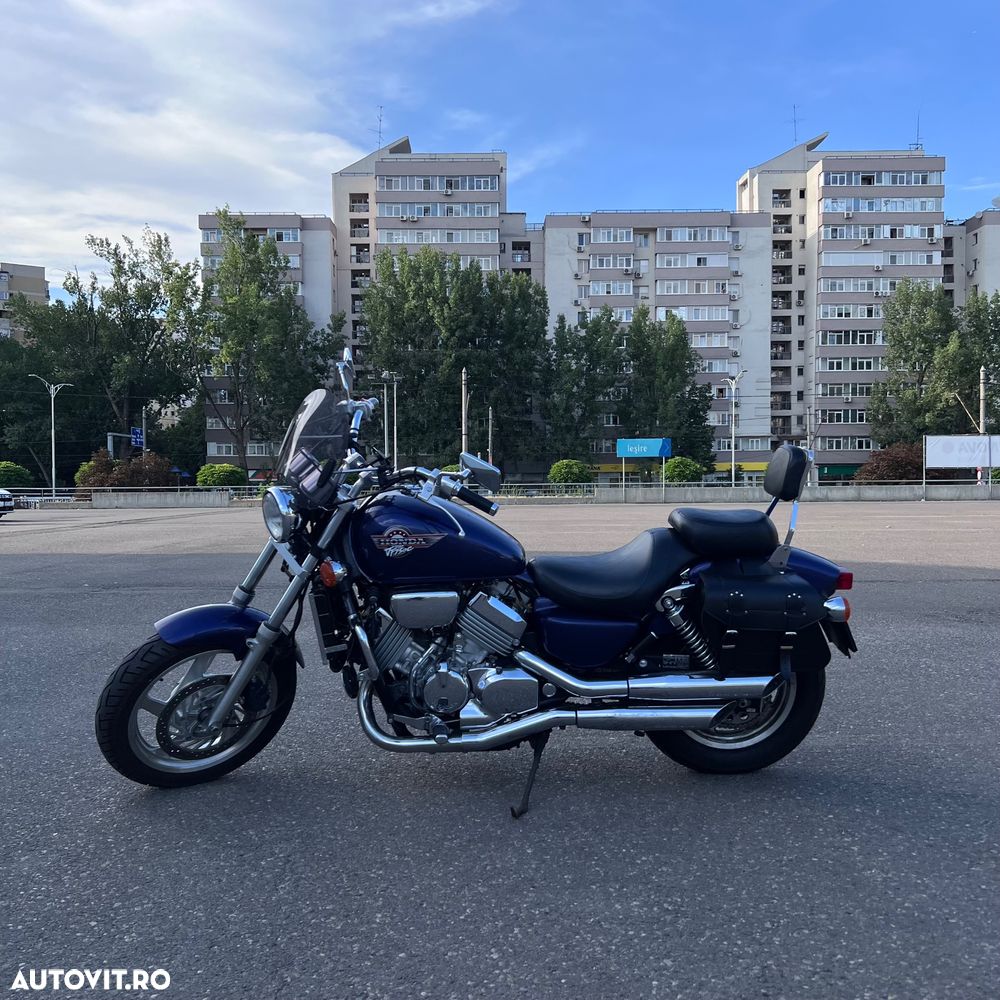 Honda VF 750C Magna - 7