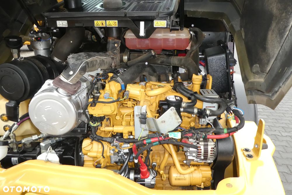 Caterpillar 906M Z NIEMIEC BIEGI DROGOWE PŁYWAJĄCA ŁYZKA - 11