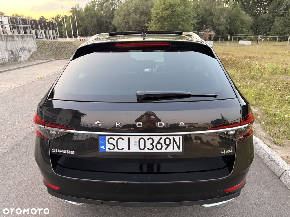 Skoda Superb 2.0 TDI SCR 4x4 L&K DSG - 11