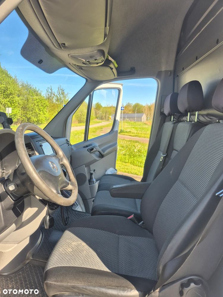 Mercedes-Benz SPRINTER - 11