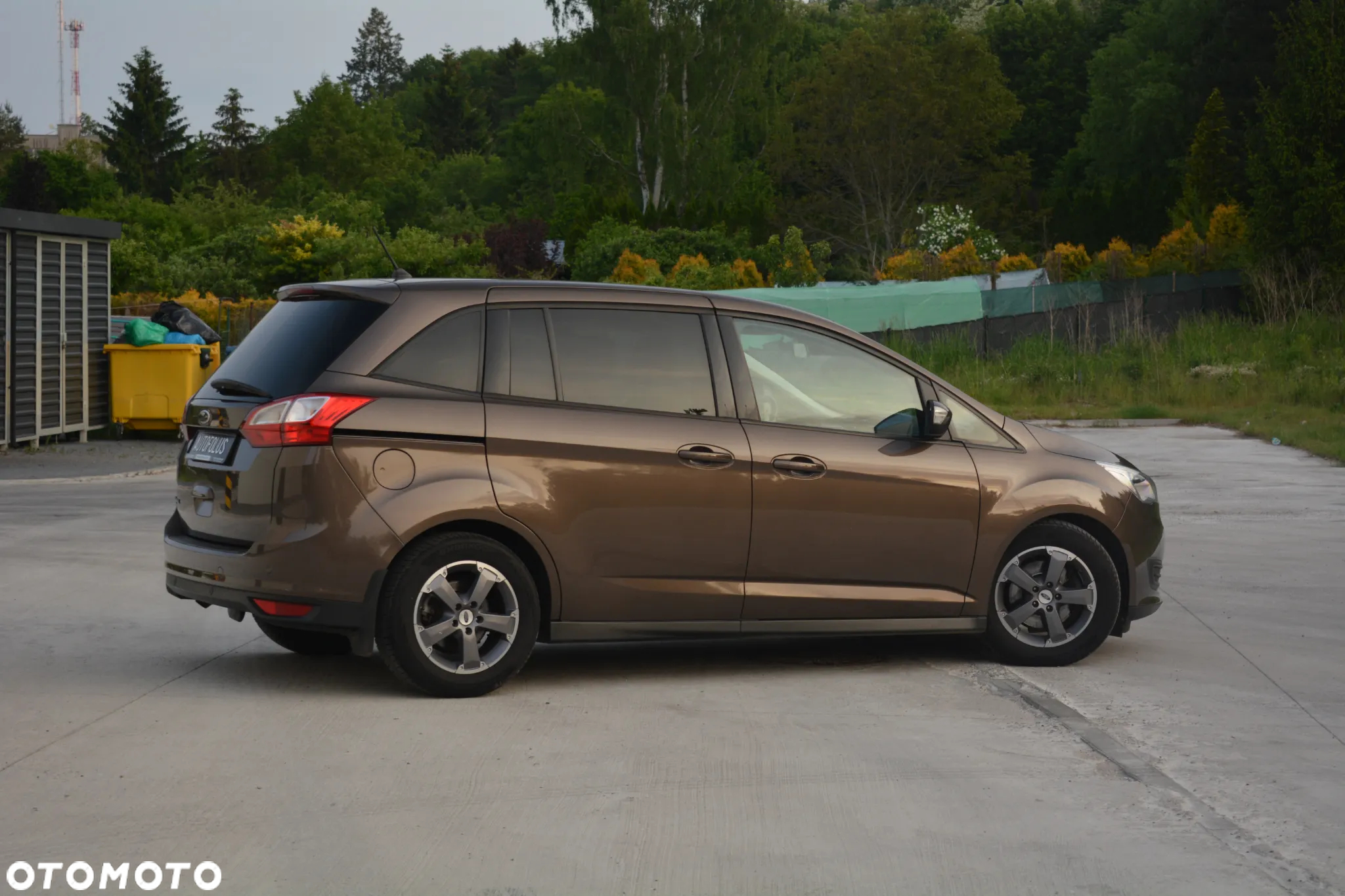 Ford Grand C-MAX - 9