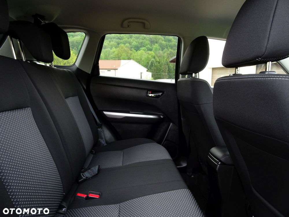 Suzuki Vitara 1.5 Dualjet Hybrid Allgrip AGS Comfort - 10