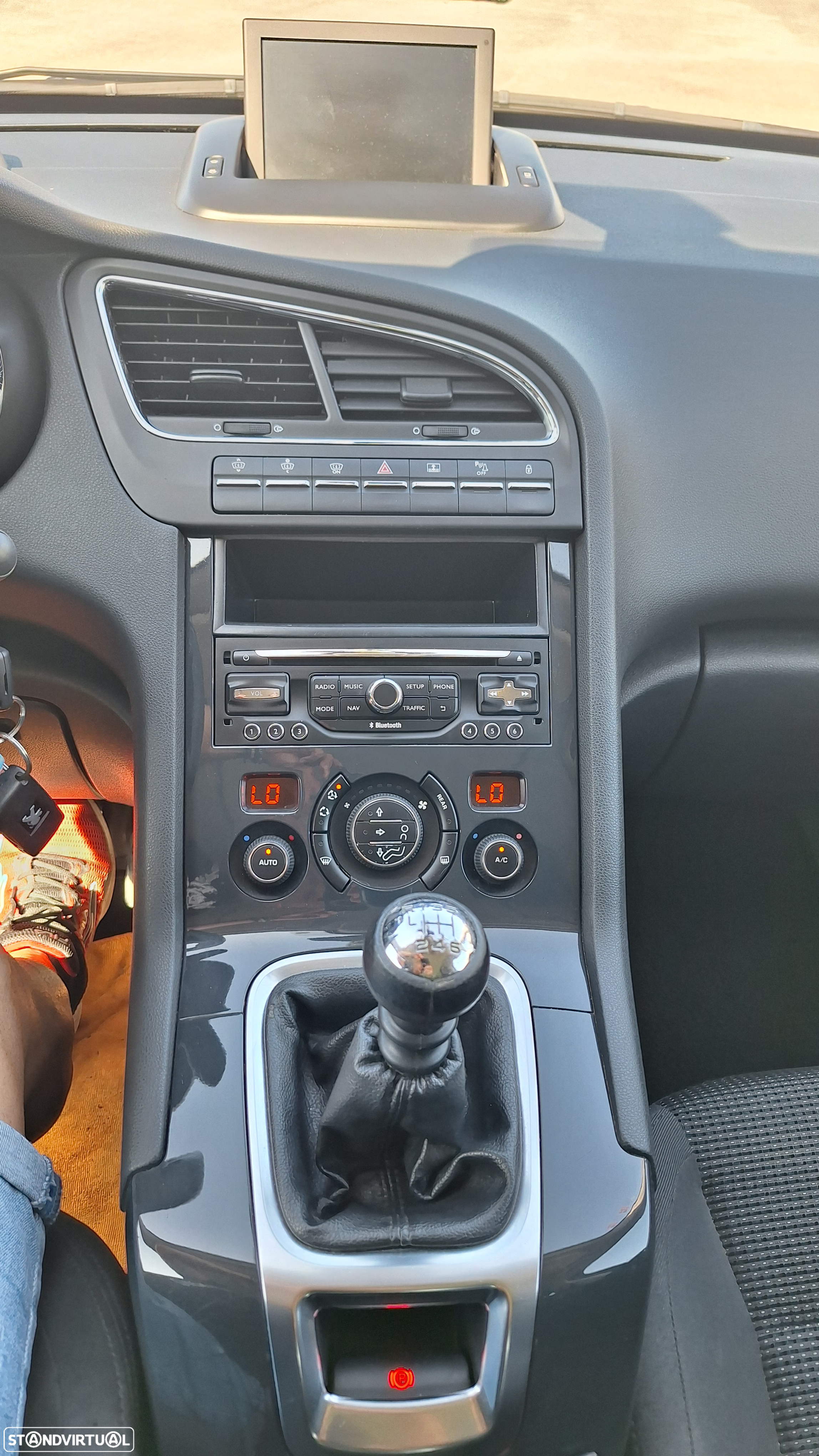 Peugeot 5008 1.6 HDi 7L Allure - 19