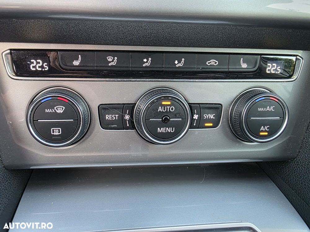 Volkswagen Passat Alltrack 2.0 TDI DSG 4Motion - 24